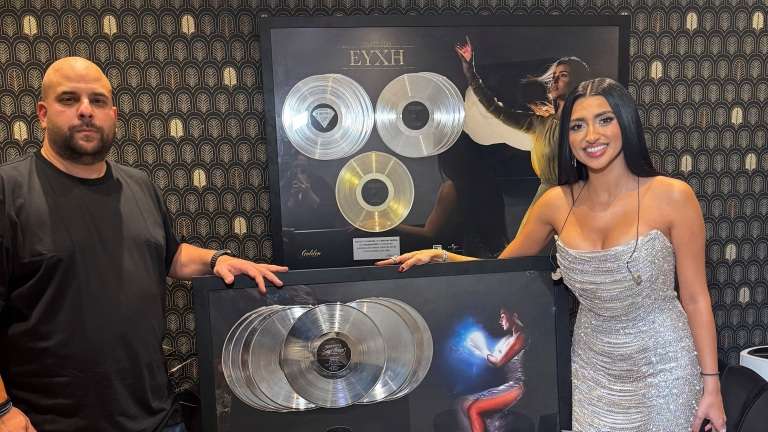 Anastasia platinenia san oneiro