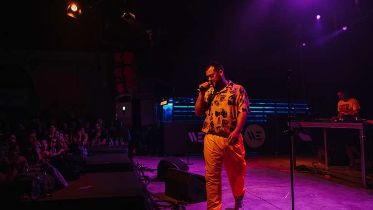 Pan pan yperastiki mousiki